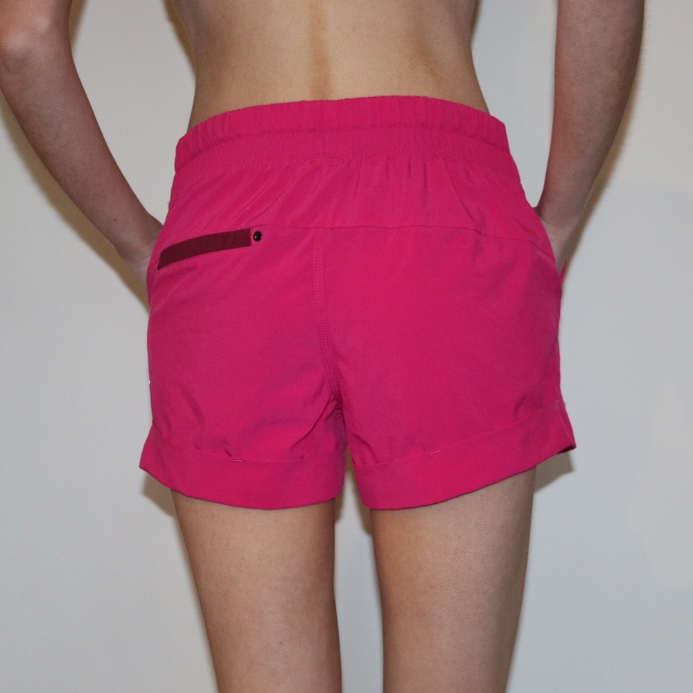 Shorts - Picture 3 of 3